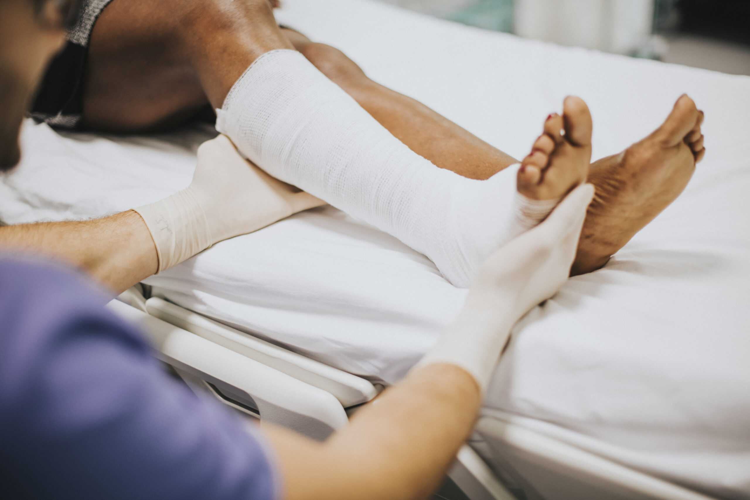 Joint Replacement Surgeon in Pune